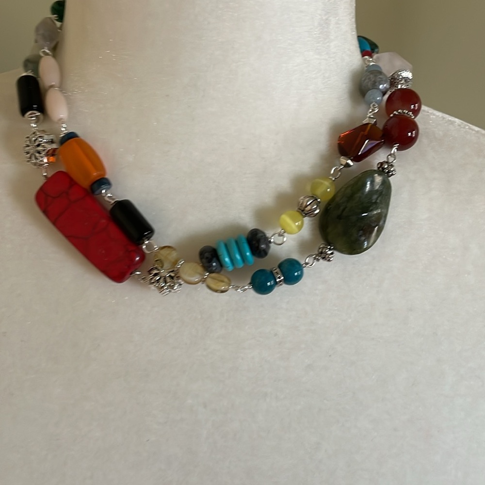 HAND CRAFTED EXTRA LONG MULTICOLORED BOHO JEWELED STATEMENT NECKLACE Approx. 34” - Picture 3 of 10